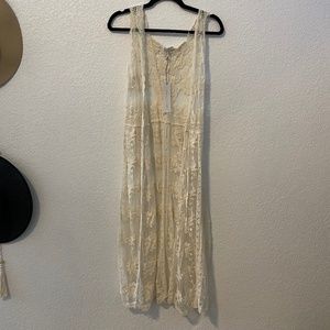 NWT Women's Ivory Lace Sleeveless Duster Size M